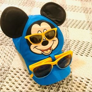 Disney World Royal blue Mickey Mouse hat and matching orange sunglass set